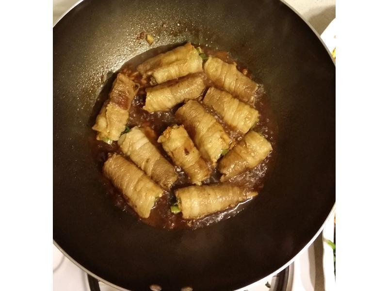 维力炸酱-酱煮猪肉葱卷的做法
